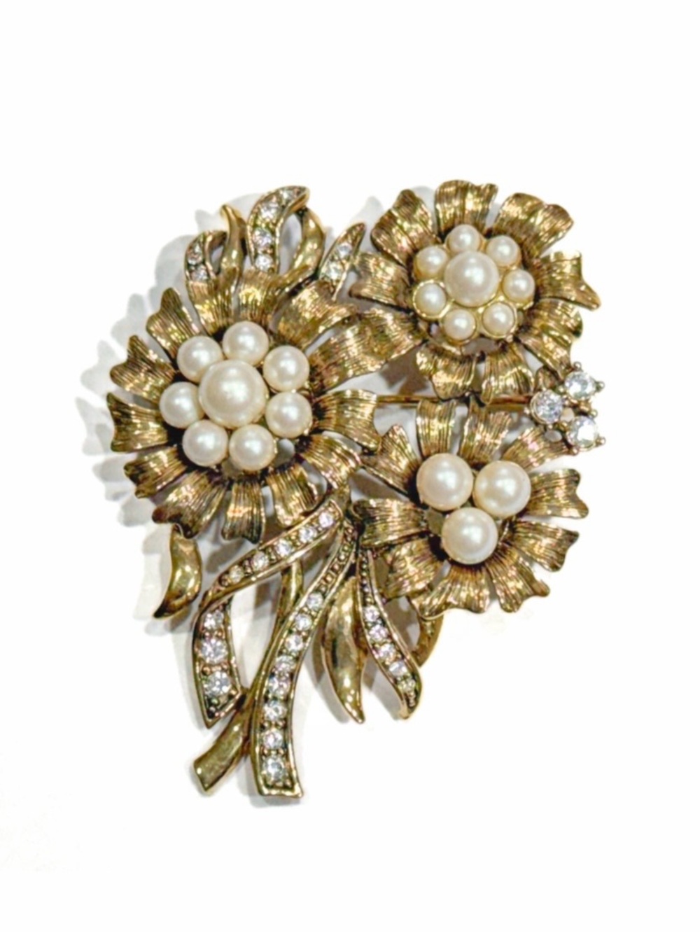 Vintage Monet Floral Brooch – Faux Pearl & Rhinestone Gold Tone Bouquet Pin